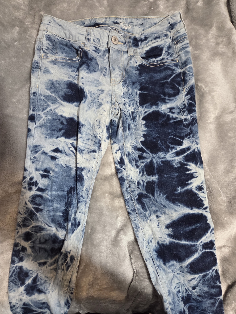 American Eagle Tie-Dye Indigo Skinny Jeans